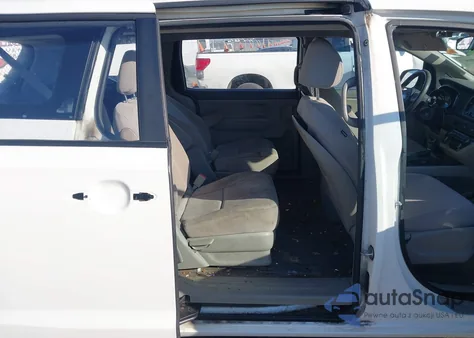 2015 Kia Sedona L из США, поврежденный, VIN KNDMA5C19F6048375